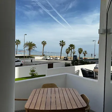 Reyes Catolicos Premium Beach, Playa Urbanova, Апартаменты Аликанте