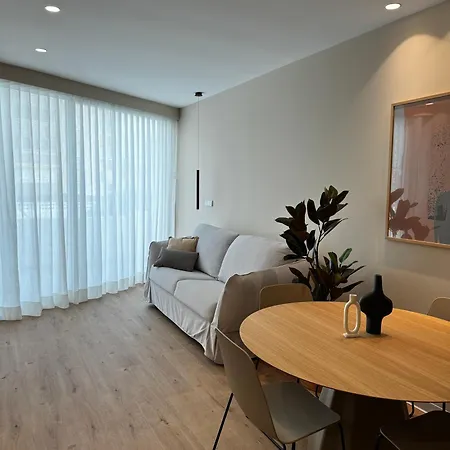 Reyes Catolicos Premium Beach, Playa Urbanova, Апартаменты