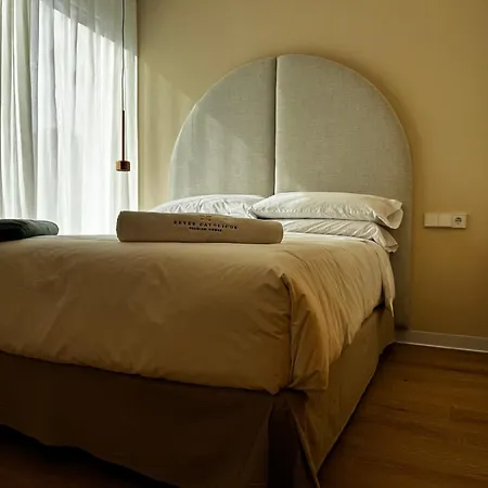 Reyes Catolicos Premium Beach, Playa Urbanova, Апартаменты *